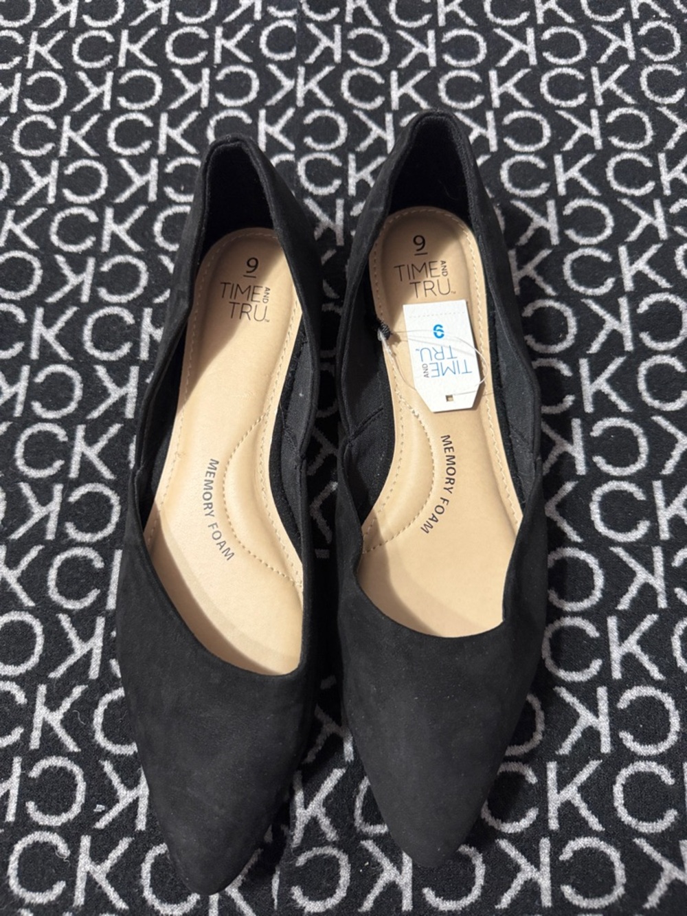 Time and Tru Black Pointed Toe Memory Foam Flats